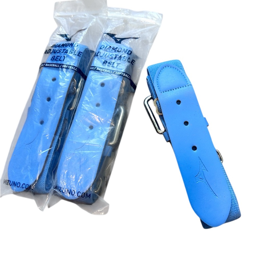 Mizuno Sky Blue Baseball/Softball belt
Set of 3